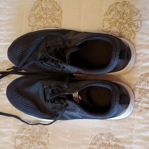 Women's New Balance Fresh Foam size 11